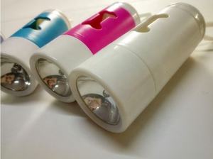 Promocional personalizado biodegradable plástico LED linterna perro forma mascota caca bolsa de basura dispensador con antorcha - Product Image 6