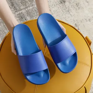 Plataforma gruesa para el hogar OEM y ODM para zapatillas navideñas de mujer - Product Image 6