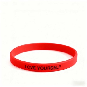 Bracelet en silicone personnalisable de haute qualité avec logo sur mesure – Promotionnel, écologique, sérigraphié, idéal pour les anciens étudiants/cohorts - Product Image 3