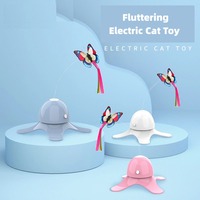 Jouet pour chat papillon électrique 360 °   Jouet interactif rotatif pour chat avec baguette papillon remplaçable et base stable à quatre pieds