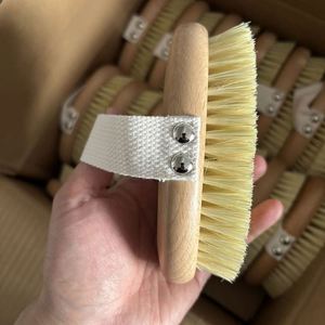 Cepillo Ovalado de Madera al por Mayor con Cerdas Naturales de Sisal para Exfoliación Corporal y Cuidado de la Piel en el Baño - Product Image 2