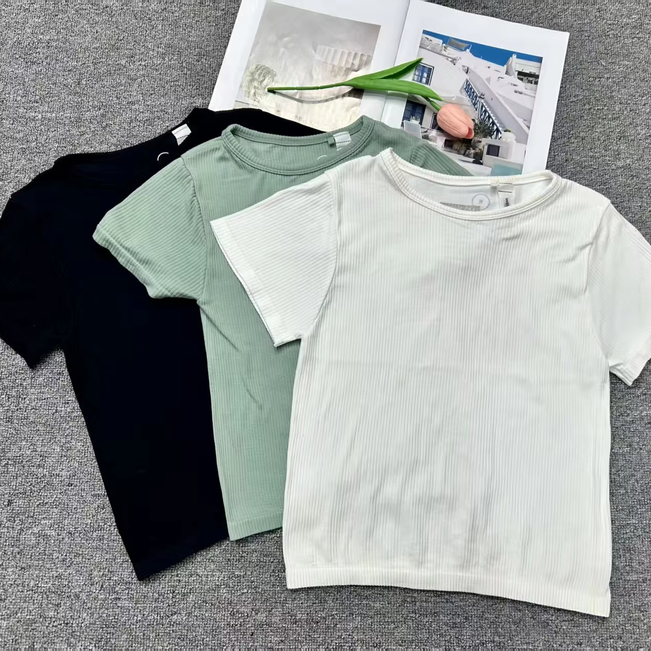 V0055# High Quality High Quality Comfortable Nylon Women's Short-sleeved Seamless Yoga Top High Elasticity Sports Fitness Cloth