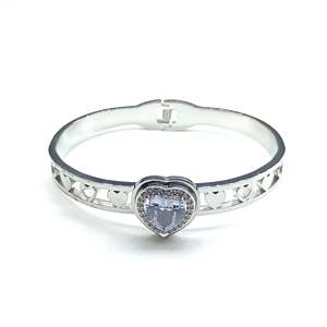 Pulseras Románticas en Forma de Corazón con Baño de Rodio para Mujer - Product Image 1