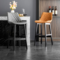 Tabouret de Bar créatif Simple nordique chaise haute en bois massif en cuir moderne avec dossier de luxe pour la maison café balcon salon