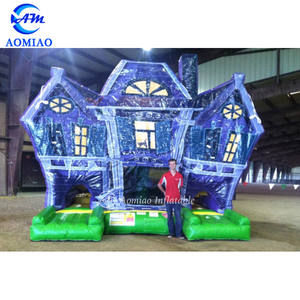 Vente flash Maison hantée géante d'Halloween Structures gonflables d'Halloween à louer - Product Image 1