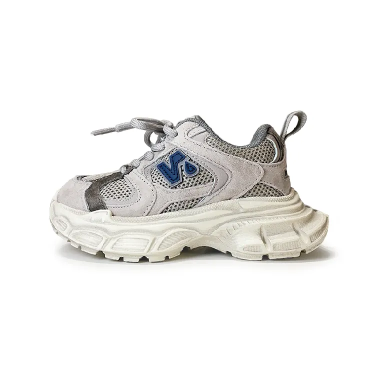 Sepatu jala serbaguna bersol tebal grosir langsung dari pabrik sepatu lari luar ruangan klasik sneaker kasual merek desainer