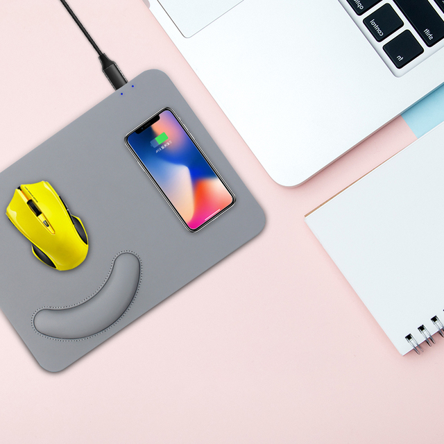 Newest High Quality 15W Wireless Fast Charging PU Leather Gaming Wrist Rest Mousepad Scratch Proof Water Resistant Kingsoil S22