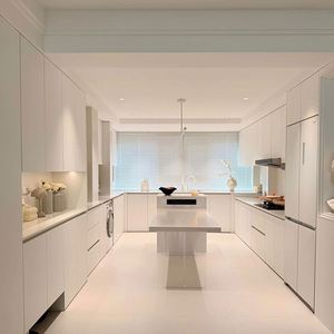 Juego de Muebles de Cocina Modernos Personalizados en Color Blanco, Isla de Madera, Material de Tablero de Melamina, Estructura de Madera, Panel de Puerta Lacado para Apartamentos - Product Image 3