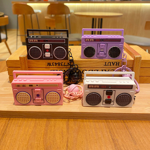 <span class=keywords><strong>Mini</strong></span> phim hoạt hình ghi <span class=keywords><strong>Keychain</strong></span> PVC nhựa đồ chơi đài phát thanh cho các trường học Túi Mặt dây chuyền Sáng tạo quà tặng cho các cặp vợ chồng bán buôn món quà nhỏ - Product Image 4