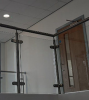 Poteau de balustrade en verre d'acier inoxydable de vente chaude de BNS avec des pinces