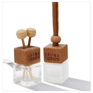 Diffuseur de parfum pour voiture à clipser sur grille d'aération, flacon en verre, aromathérapie, désodorisant automobile très vendu - Product Image 5