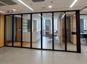Cloison de bureau insonorisée coulissante sur rail suspendu moderne - Cloison en verre amovible à cadre en aluminium pour salles de réunion - Product Image 2