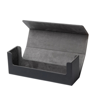Boîte de rangement pour cartes à collectionner à fermeture magnétique pour plus de 800 cartes à manches - Product Image 1