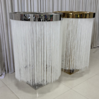 Décoration de table d'événement de luxe, perles métalliques, support de fleurs doré, centre de table en cristal doré pour mariage