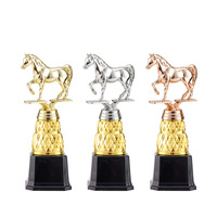Trophée équestre personnalisé pour chevaux, petit trophée en plastique pour récompense sportive, souvenir