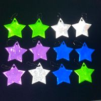 Porte-clés étoile réfléchissant en PVC avec pendentif lumineux pour la sécurité cycliste et les cadeaux promotionnels