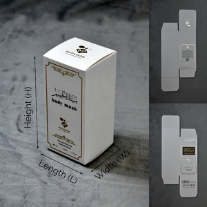 Scatola di Imballaggio in Cartone Personalizzata FSC di Lusso con Stampa in Lamina d'Oro e Texture in Rilievo per Profumi, Oli Essenziali e Cosmetici da 50ml - Product Image 3