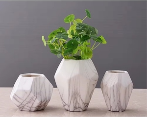 <span class=keywords><strong>Vasi</strong></span> <span class=keywords><strong>in</strong></span> <span class=keywords><strong>Pietra</strong></span> <span class=keywords><strong>Naturale</strong></span> su Misura per Decorazione Casa, Piccoli <span class=keywords><strong>Vasi</strong></span> <span class=keywords><strong>in</strong></span> Marmo Bianco per Centrotavola - Product Image 1