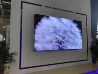 Mur vidéo intérieur ultra-fin multi-tailles P1.25 P1.56 P1.95 P2.5 P2.6, panneau LED publicitaire 7680Hz SMD1010, luminosité 600CD