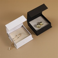 LESON Boîte à bijoux carrée de luxe magnétique personnalisée en papier Boîtes à bagues en carton pour colliers Emballage de bijoux