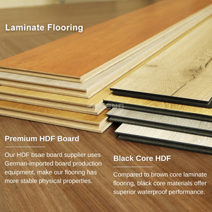 Plancher stratifié imperméable gris chêne blanc, finition résistante aux UV, surface lisse effet miroir piano - Product Image 4