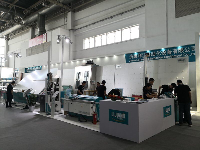 PLC Automatic Butyl Extruder Machine For Insulating Glass