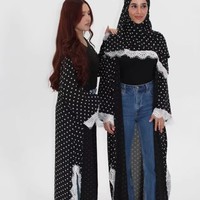 Abaya arabe premium à pois avec dentelle et patchwork, ensemble hijab, coupe ample, style Dubaï, vente en gros pour femmes musulmanes, Ramadan, Aïd