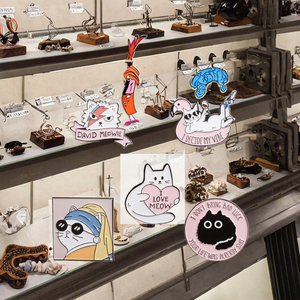 Spille in Metallo Smaltato con <span class=keywords><strong>Lettere</strong></span> Divertenti Personalizzate in 11 Stili, Distintivi per Cani, Spille Piatte Placcate 'Life Sucks', Regali per Amici - Product Image 3