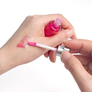 Private Label Mineral Clear Plant Fruit Flavored <b>Lip</b> <b>Oil</b> Moisturizing Waterproof High Shine Customizable Logo Squeeze Tubes - Product Image 4