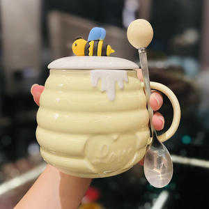 Nouvelle tasse en céramique personnalisable écologique, motif insecte de dessin animé, Huaqi Tcb21, coffret cadeau, tasses mignonnes avec cuillère, pour la rentrée scolaire des filles - Product Image 3