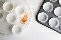 Gobelets en papier jetables biodégradables et écologiques de taille standard pour la cuisson du pain, des gâteaux, des muffins et du chocolat, fournisseur d'usine