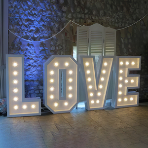 Lettres géantes LOVE en acrylique lumineuses pour mariage, lettres lumineuses LED, lettres de marquise de 4 pieds, lettres et chiffres de marquise - Product Image 1