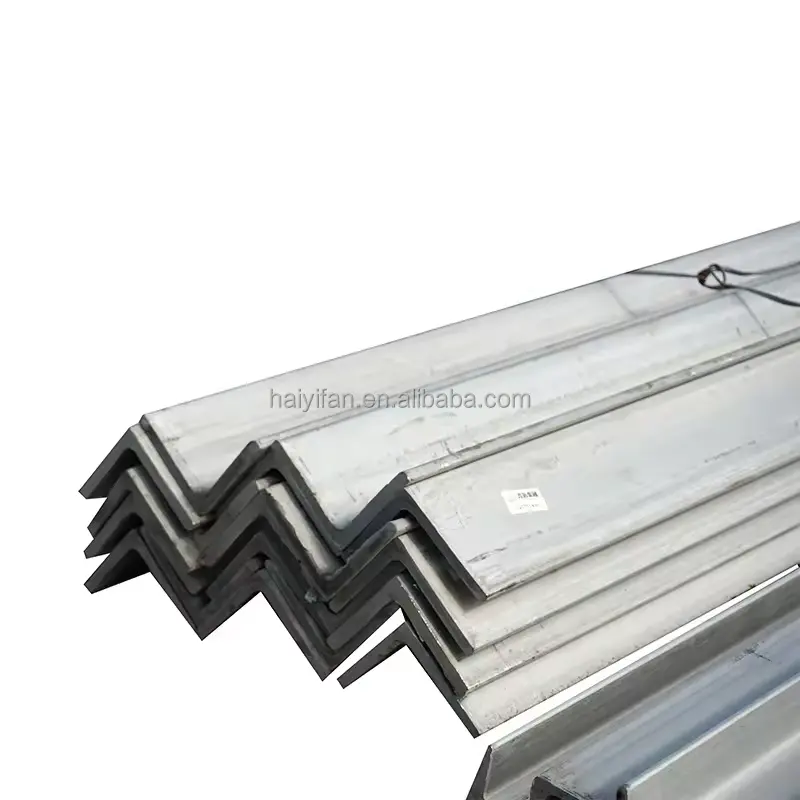 Gran oferta Q195 Acero de ángulo galvanizado por inmersión en caliente/tamaños de hierro en ángulo/barra de ángulo de acero para construcción estructural