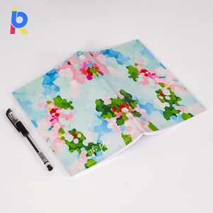 Carnet de planification personnalisé à couverture souple et reliure parfaite pour étudiants, journal de bureau et cadeau pour l'écriture créative - Product Image 4