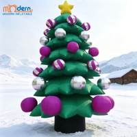 Sapin de Noël Gonflable Vert Vibrant avec Boules Rayées Violettes et Argentées, Étoile Jaune en Tête, Ballon Résistant aux Intempéries pour Noël