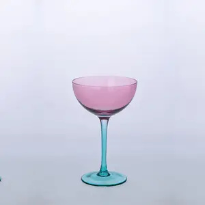 ホットセールヴィンテージカクテルワイングラスカップ手作りピンクカクテルカップグラス色付きカクテルマティーニグラスカップ