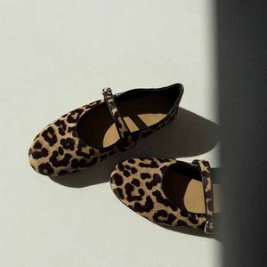 <span class=keywords><strong>Scarpe</strong></span> basse leopardate Mary Jane francesi <span class=keywords><strong>scarpe</strong></span> basse 2025 donna <span class=keywords><strong>scarpe</strong></span> da ballo nuove <span class=keywords><strong>scarpe</strong></span> da donna - Product Image 1