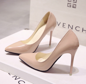 <span class=keywords><strong>Scarpe</strong></span> europee di grandi dimensioni da <span class=keywords><strong>donna</strong></span> con tacco alto colorate <span class=keywords><strong>scarpe</strong></span> da lavoro alte per l'estate primavera <span class=keywords><strong>scarpe</strong></span> nere con tacco da <span class=keywords><strong>sposa</strong></span> a punta - Product Image 1