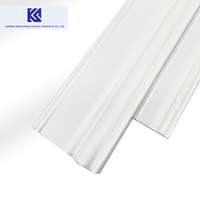 Plinthe en WPC plastique moderne pour décoration intérieure, durable, écologique et résistante à l'humidité