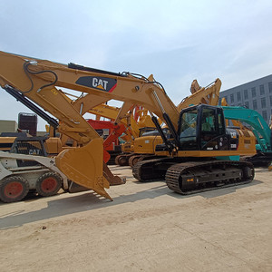 Mini-excavatrice 330D de 33 tonnes, modèle 2023, avec godet de terrassement de 1,65 m de capacité, moteur sur chenilles d'occasion - Product Image 5