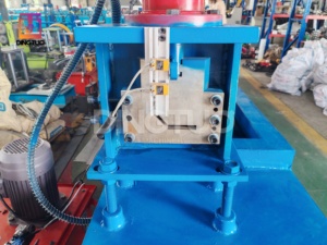 Machine de formage de tuiles métalliques personnalisée à haute productivité avec moteur à roulement – Équipement de profilage automatique - Product Image 3