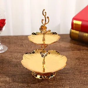 शादी के लिए प्लेटेड सजावटी फूड ट्रे ग्लास और मेटल डेको गोल्ड फ्रूट बास्केट होल्डर टेबल डिस्प्ले मेटल कपकेक केक स्टैंड