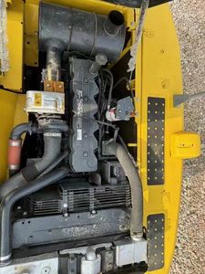 Komatsu PC200 calidad excavadora buen precio barato maquinaria de segunda mano para la venta - Product Image 5