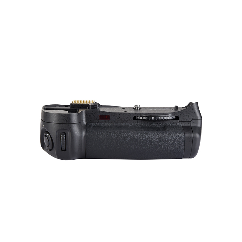 MB-D10 Battery Grip for Nikon D300, D700, D300S Cameras