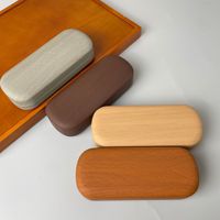 Étui à lunettes rectangulaire en bois grainé, grand format, minimaliste, rétro, résistant aux chocs, compartiment spacieux pour les verres de myopie