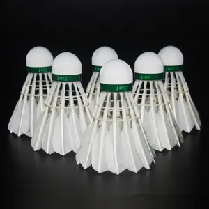 Fabriek Directe Verkoop Duurzaam Stabiele Goedkope Ganzenveren Badminton Shuttle Voor Sport Training