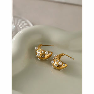 J & D珍珠立方锆石耳钉18K PVD镀金不锈钢迷你水滴女式耳钉 - Product Image 2