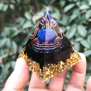 Haute qualité 6cm fil de cuivre bobine luxe cristal gravier pyramide <span class=keywords><strong>Lapis</strong></span> <span class=keywords><strong>Lazuli</strong></span> boule voiture ornements richesse pyramide Chakra énergie - Product Image 5