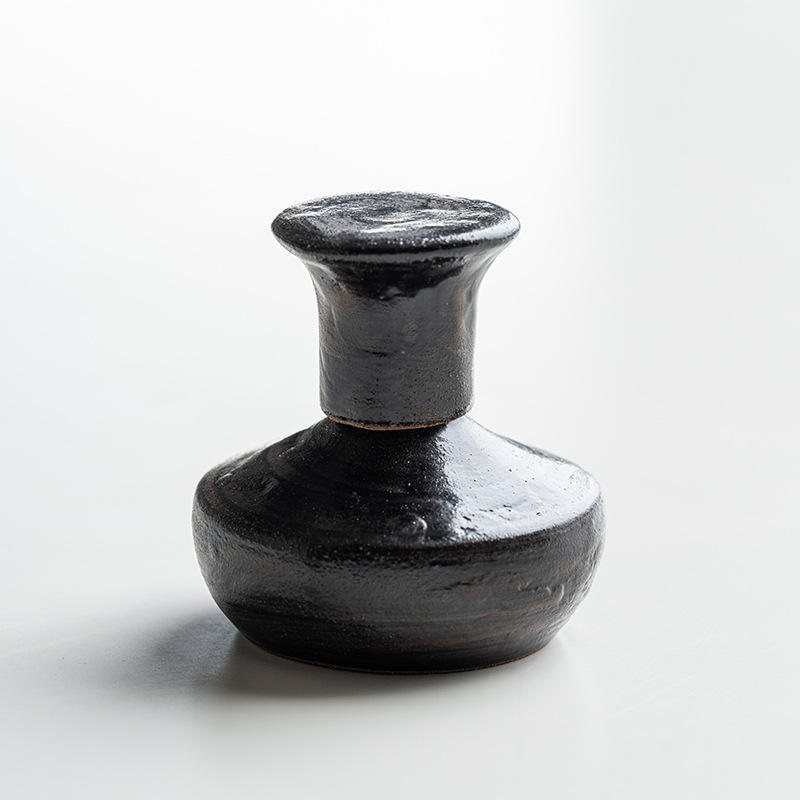 Pink-black-alcohol lamp