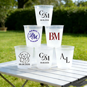 Vasos Desechables de Plástico con Recubrimiento UV de 9 y 12 Onzas, Vasos de Mr y Mrs para Decoración de Recepciones de Boda y Despedidas de Soltera, Vaso con Monograma de la Novia - Product Image 1